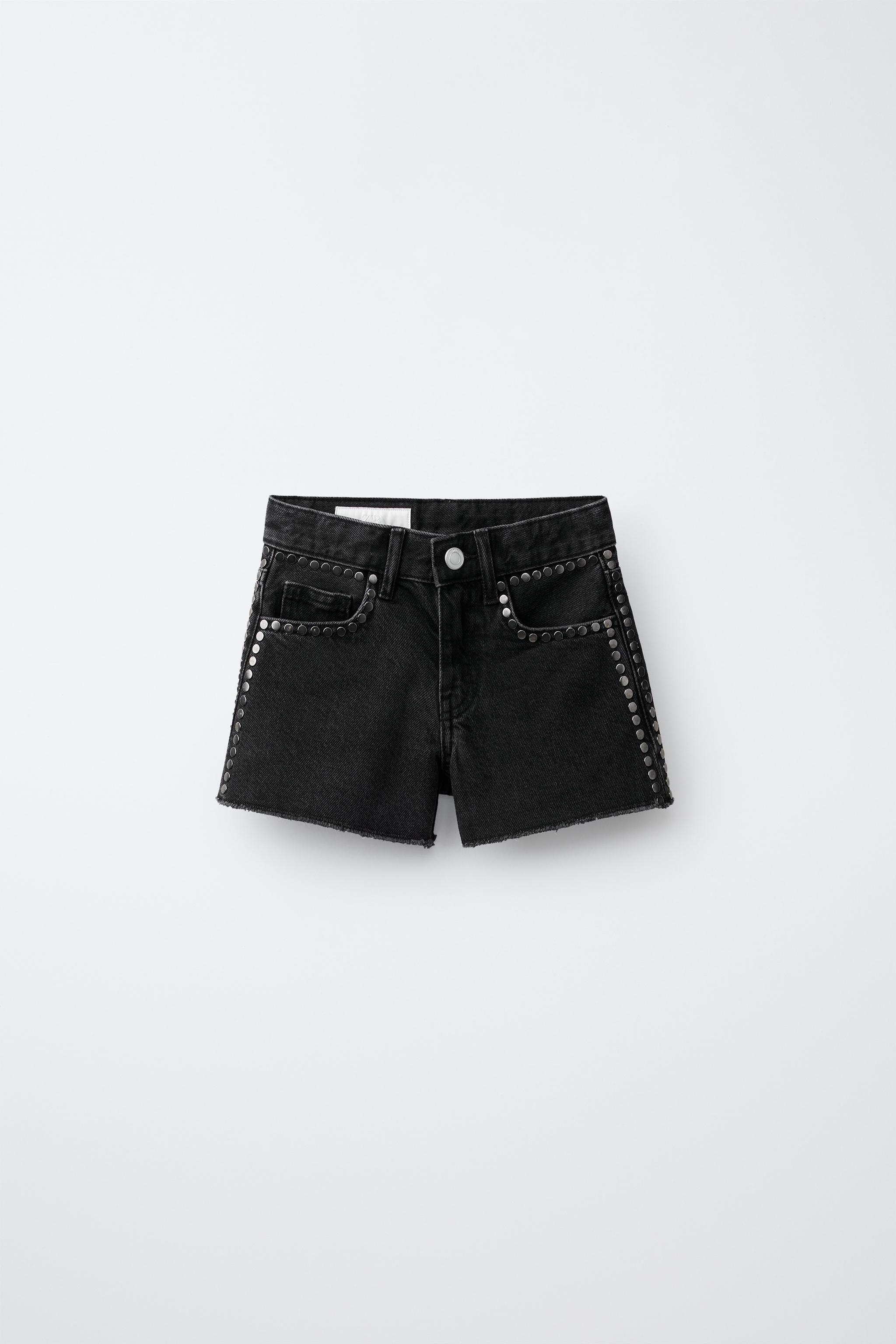 SHORT EN JEAN À CLOUS